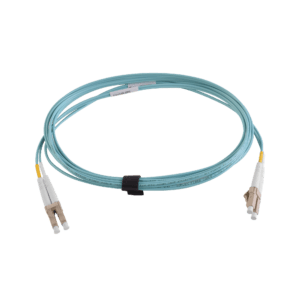 Jumper de Fibra Óptica Multimodo 50/125 XGLO OM4, LC-LC Duplex, OFNR, Color Aqua, 5 Metros